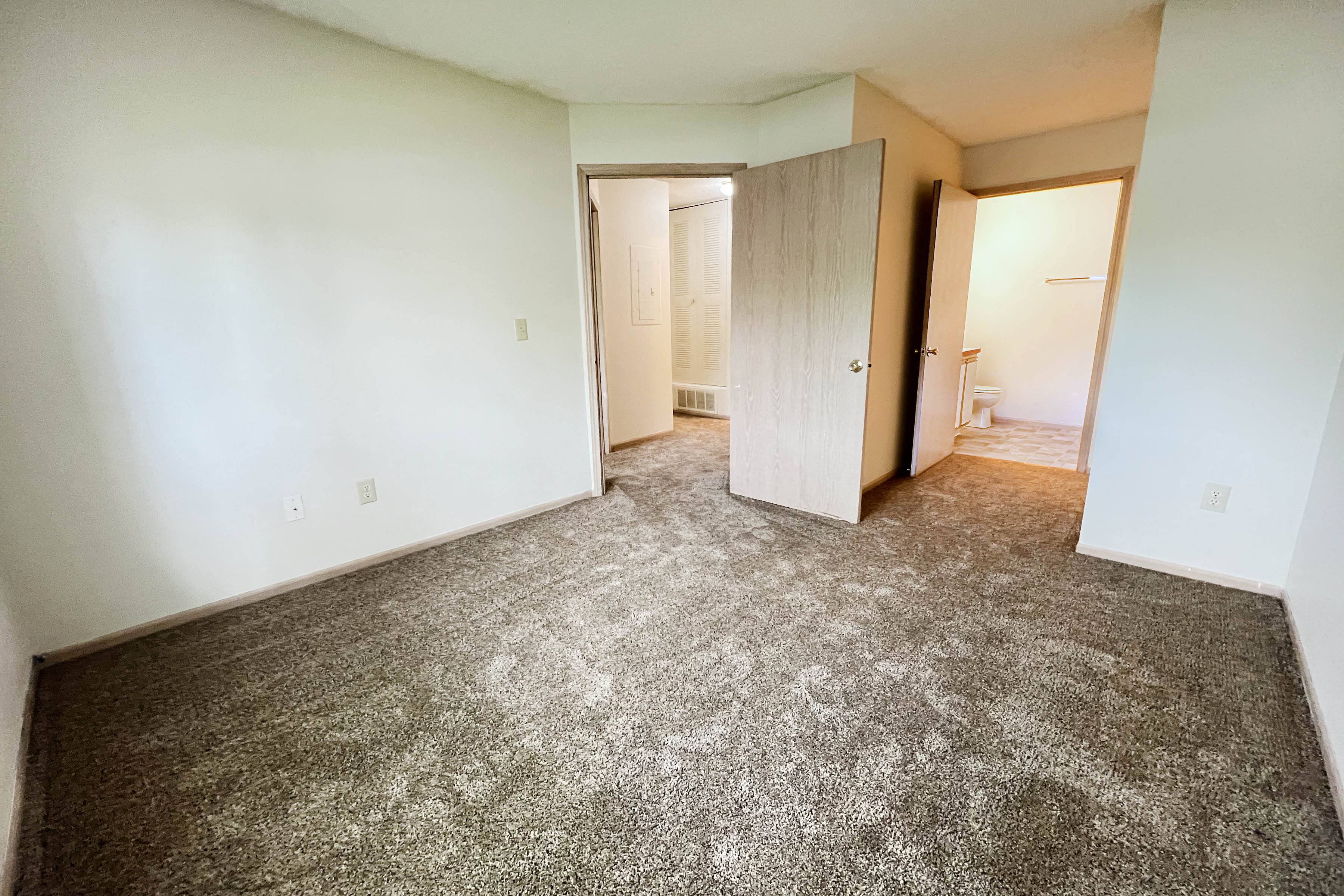 Eagle Crest Apartments Image 49